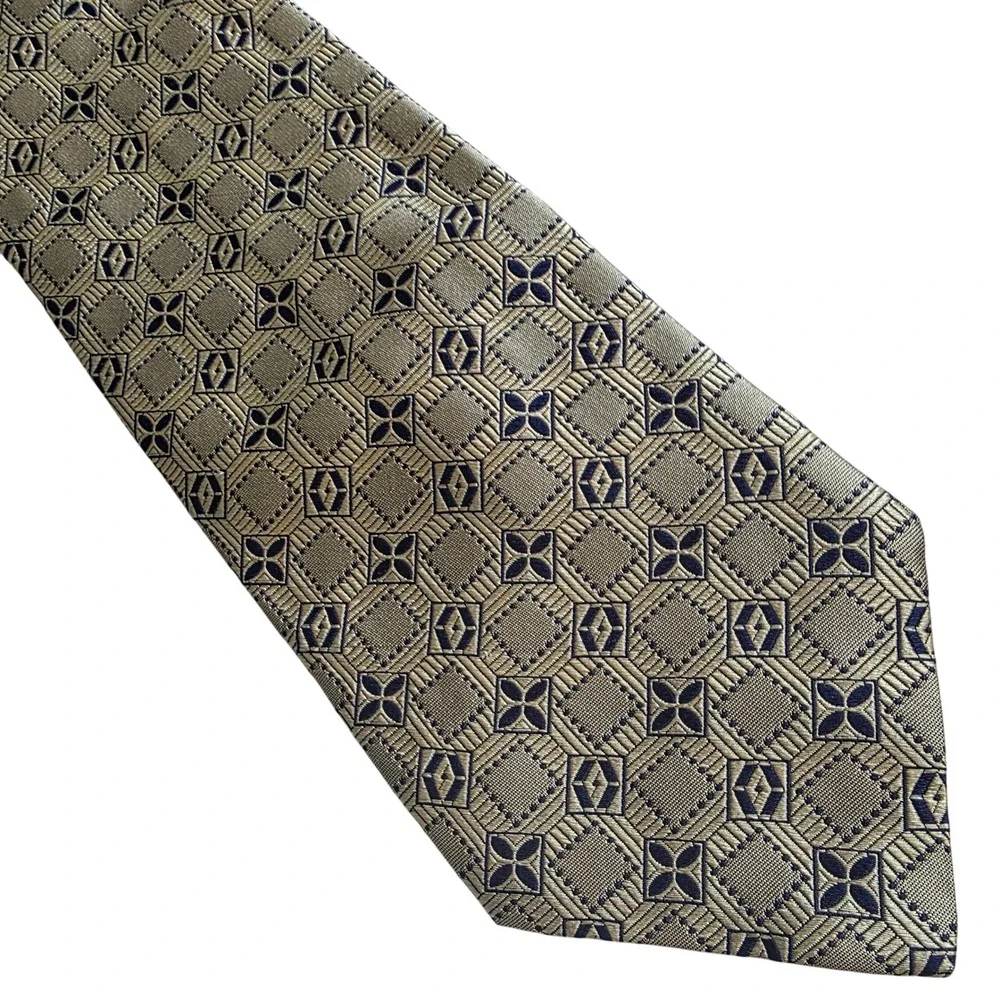 Rene Lezard Mens Silk Geometric‎ Pattern Neck Tie Gold Navy